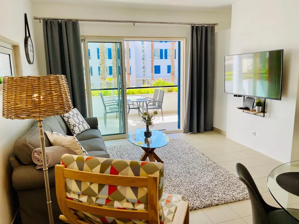 Apartman Angies Marina Apartment, Includes 2 Free Passes For The Marina Pool Lagos