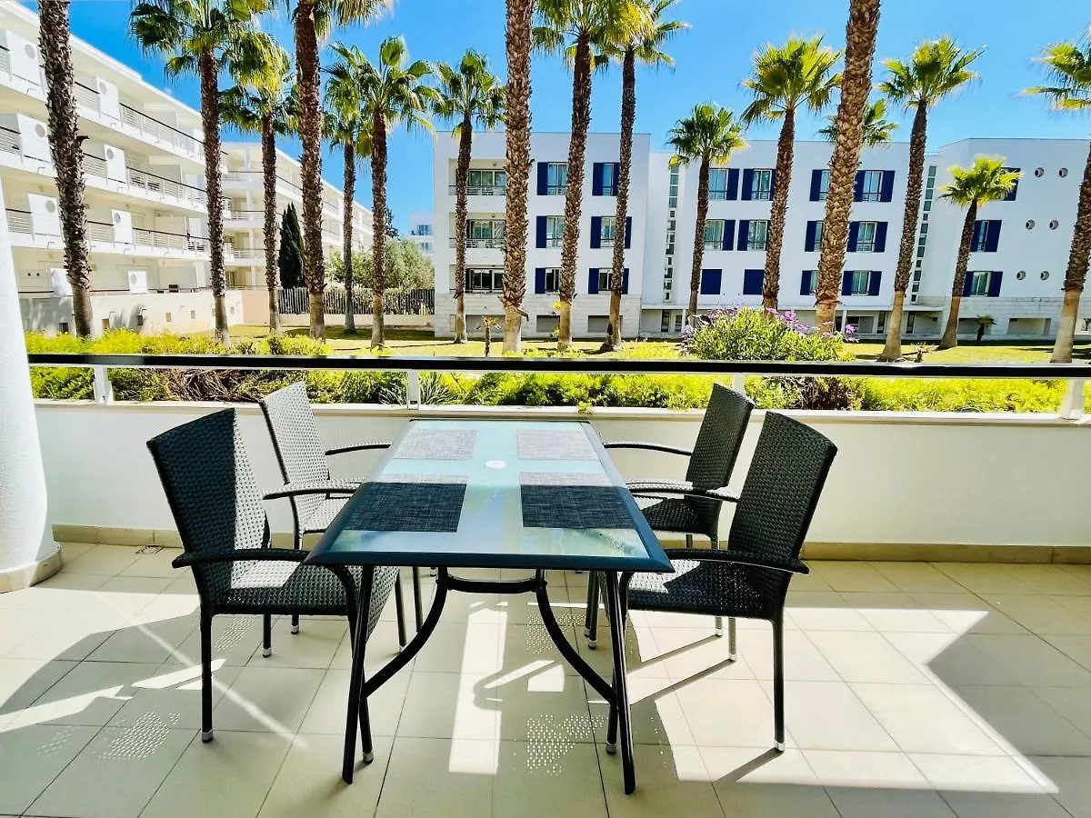 Angies Marina Apartment, Includes 2 Free Passes For The Marina Pool Lagos 0*,  Portogallo