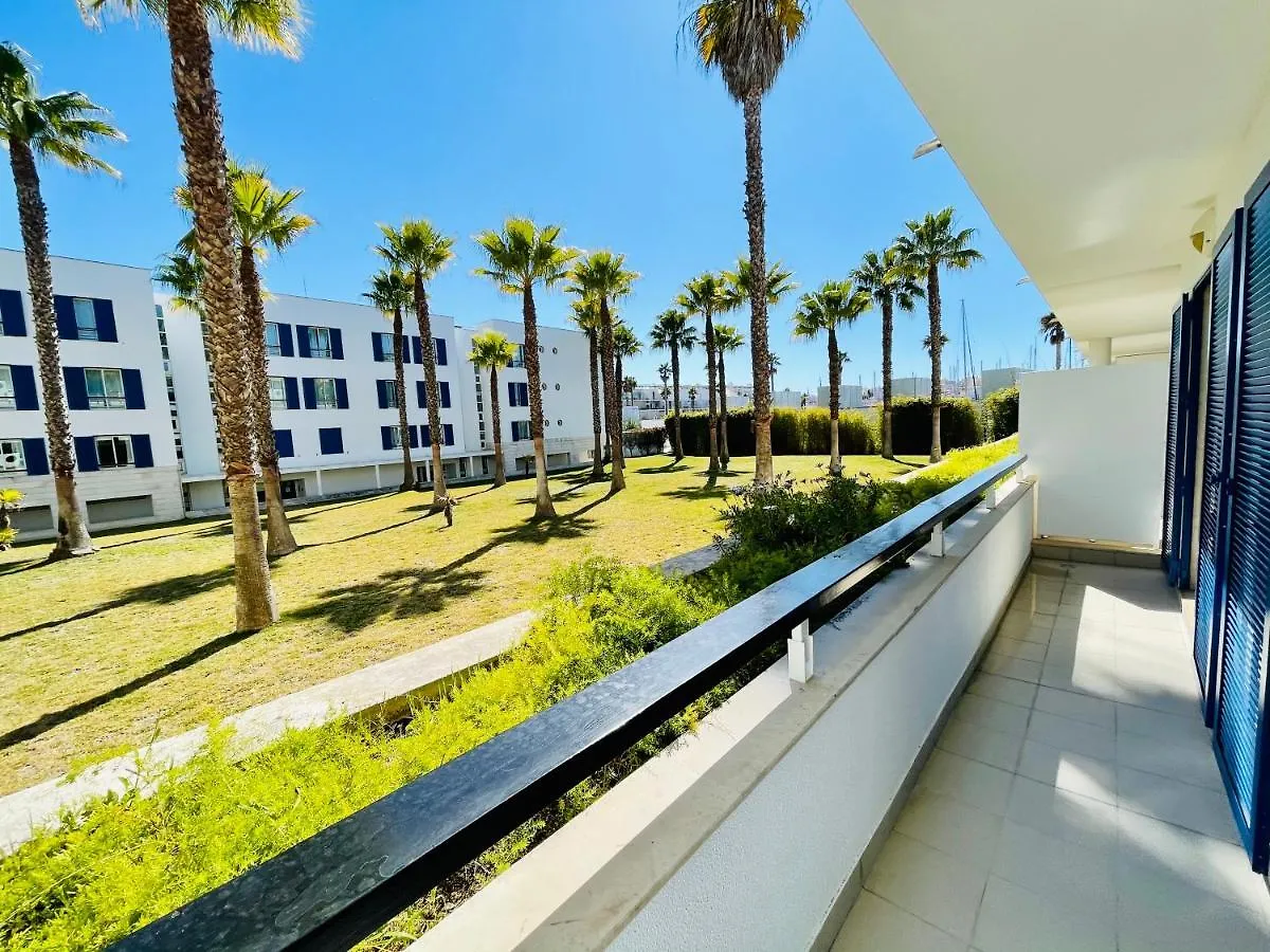 Angies Marina Apartment, Includes 2 Free Passes For The Marina Pool Lagos