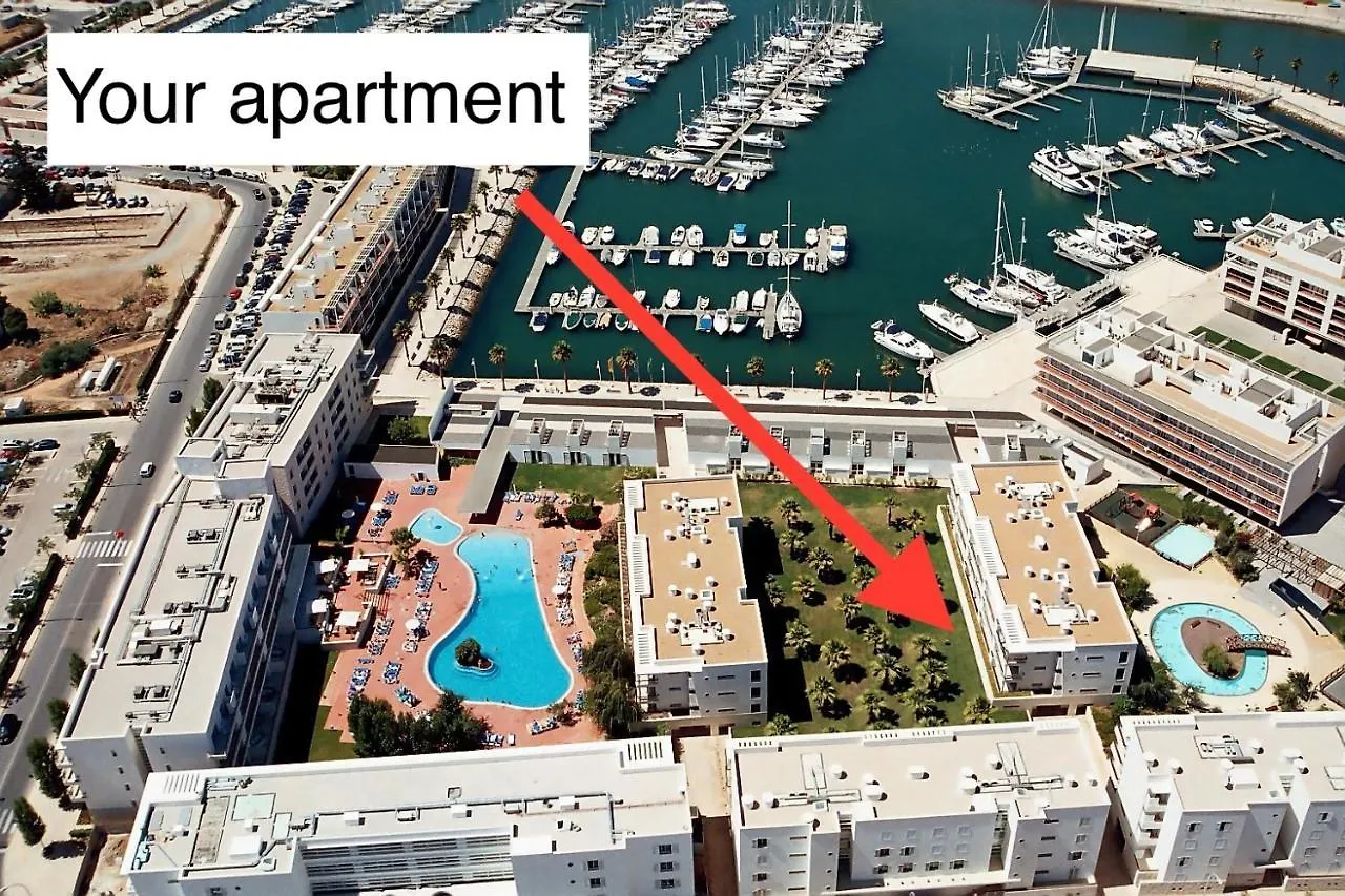 Angies Marina Apartment, Includes 2 Free Passes For The Marina Pool Lagos Apartment