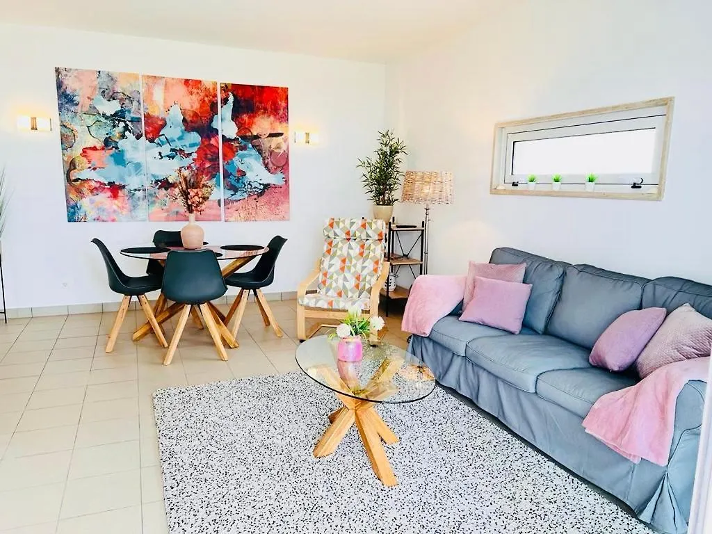 Angies Marina Apartment, Includes 2 Free Passes For The Marina Pool Lagos 0*,
